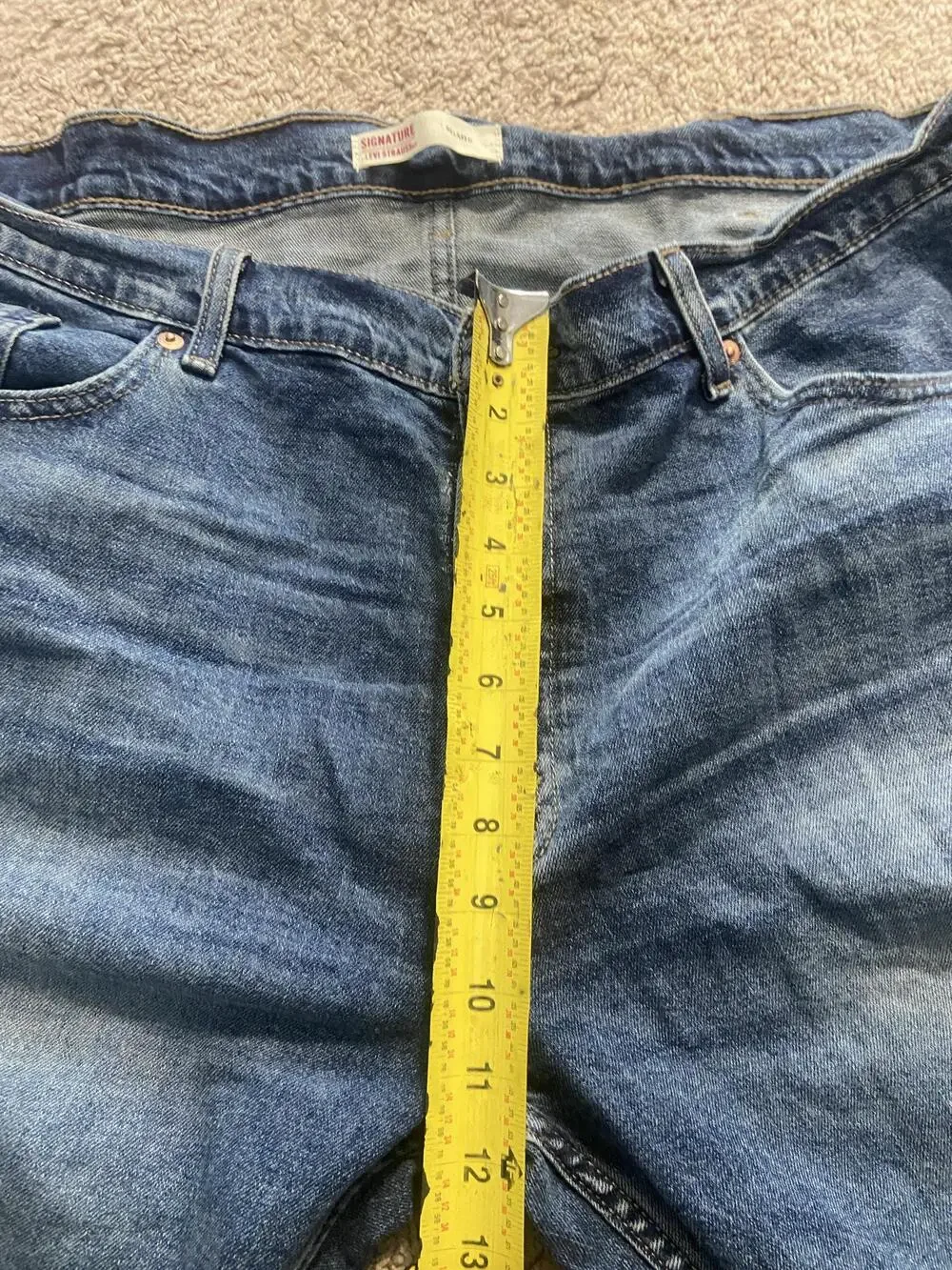 Signature By Levi Strauss & Co Jeans Mens 37x28 Blue Med Wash Relaxed Straight